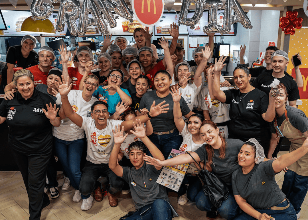 Portada de GPTW: los datos que desafían los mitos sobre el compromiso en el mundo laboral