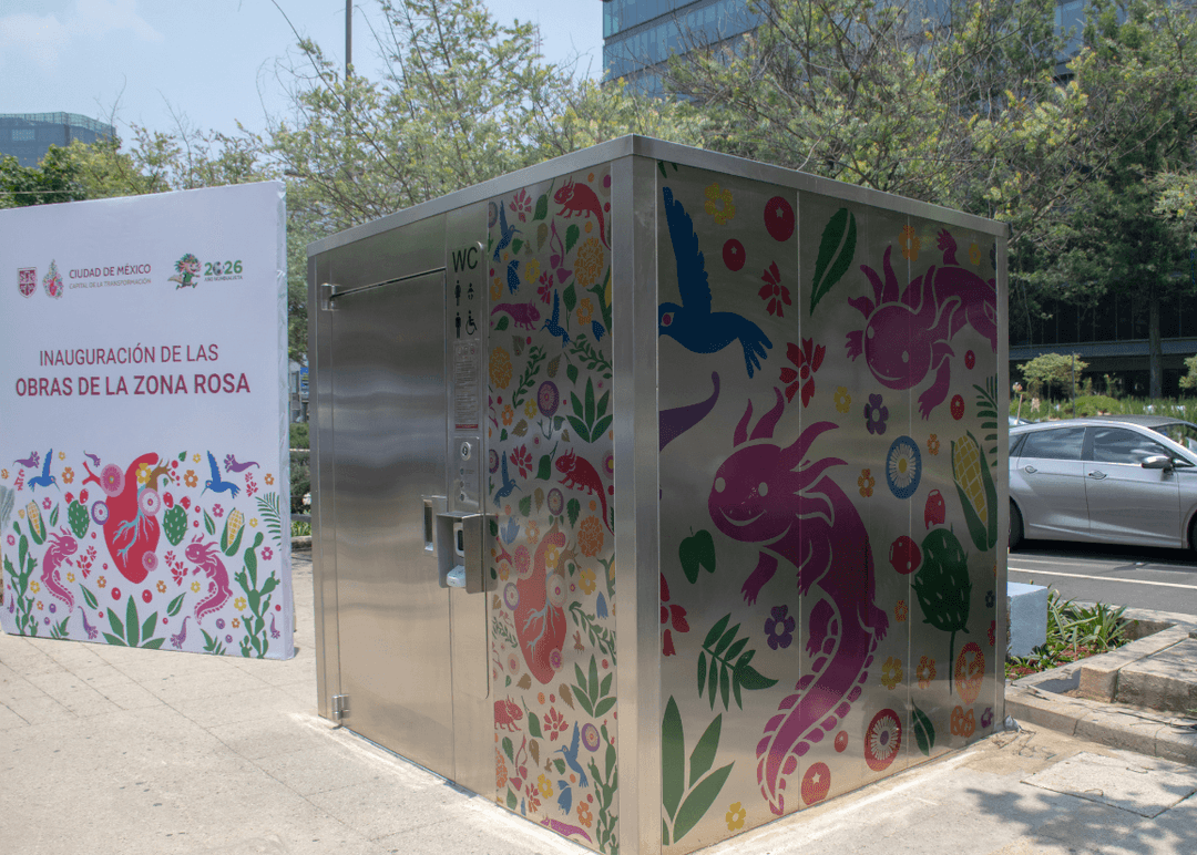 Portada de México: con el Mundial llegan los baños inteligentes, de la mano de Global Vía Pública
