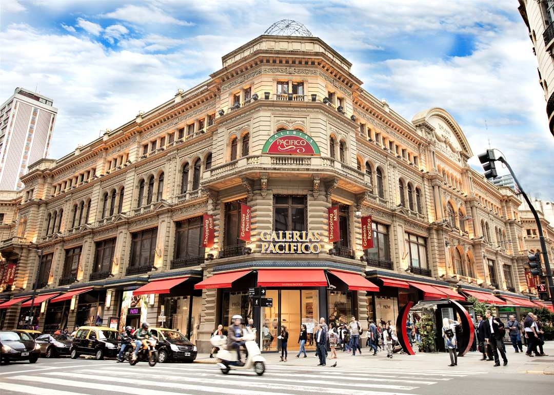 Portada de Koffie Agency suma a Galerías Pacífico a su portfolio de clientes