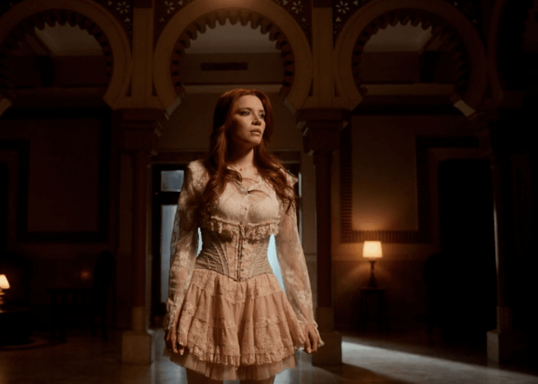 Portada de La productora +LAB dirigió el lanzamiento de Mica Suárez como cantante