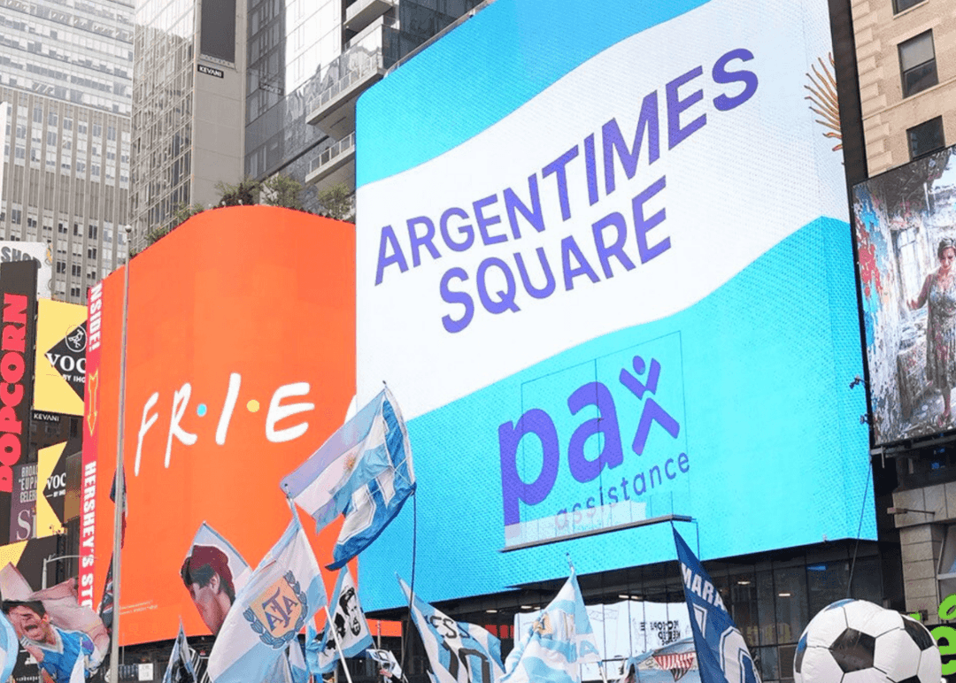 Portada de La acción de Founders para Pax que se volvió viral durante el banderazo argentino en Nueva York