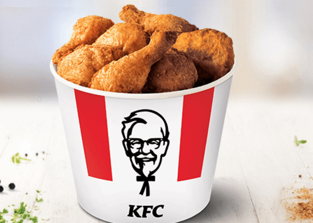 Portada de KFC invita a compartir el Día del Coronel apoyando al Banco de Alimentos