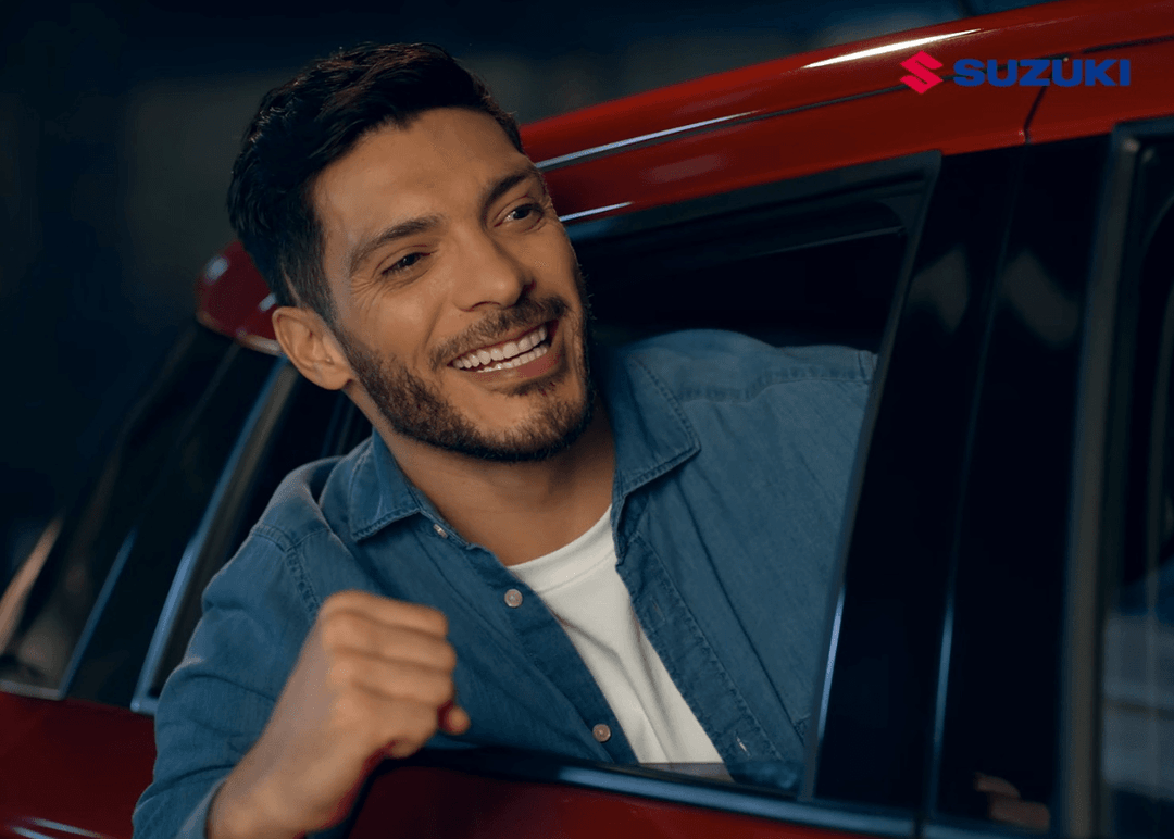 Portada de Suzuki México y Thanks Agency junto a Raúl Jiménez, el motor de los mexicanos