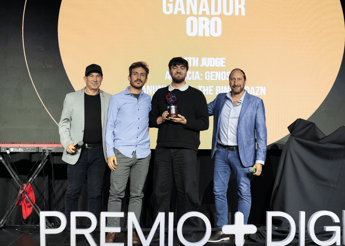 Portada de "The 4th Judge" de Genosha ganó el premio de Oro al Mejor Proyecto de la Década