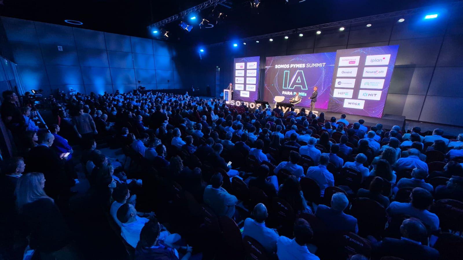 Portada de Somos Pymes lideró un encuentro de IA para PyMEs de Argentina