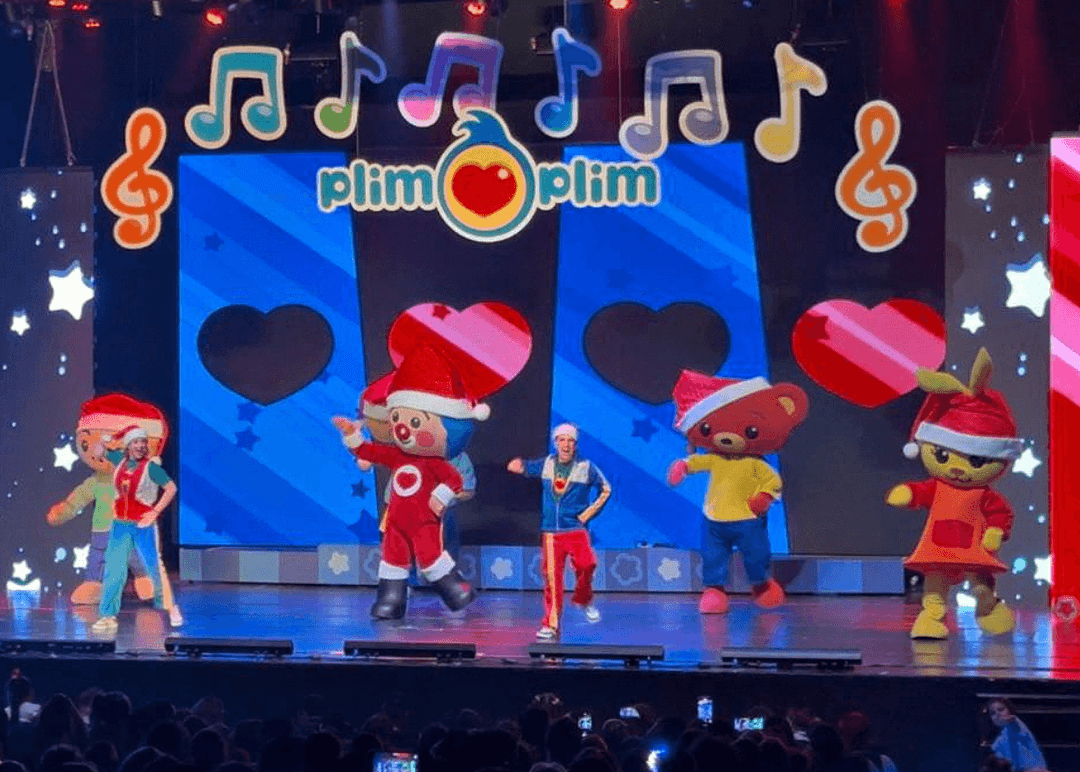 Portada de Plim Plim expande su éxito global en la temporada navideña