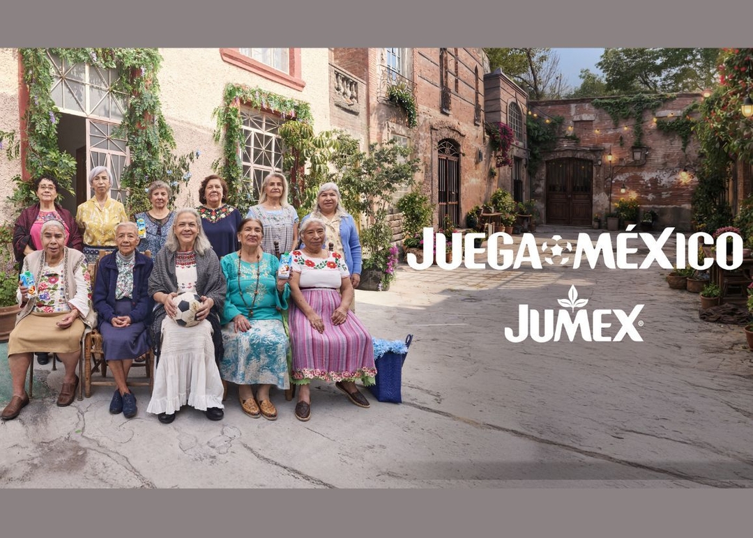Portada de Raval México y hello_ crean un homenaje a la cultura mexicana para Jumex